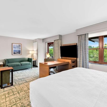 Hampton Inn & Suites Lake Placid Exterior photo