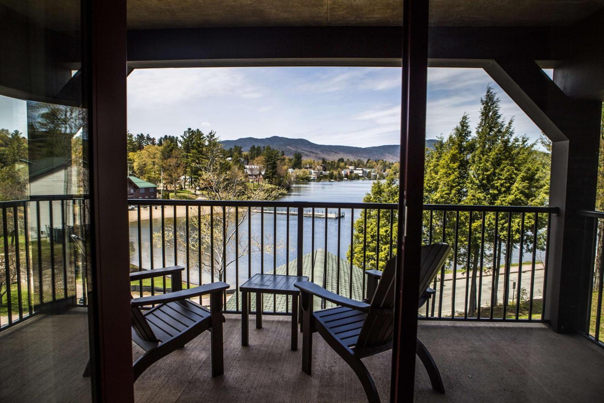 Hampton Inn & Suites Lake Placid Exterior photo