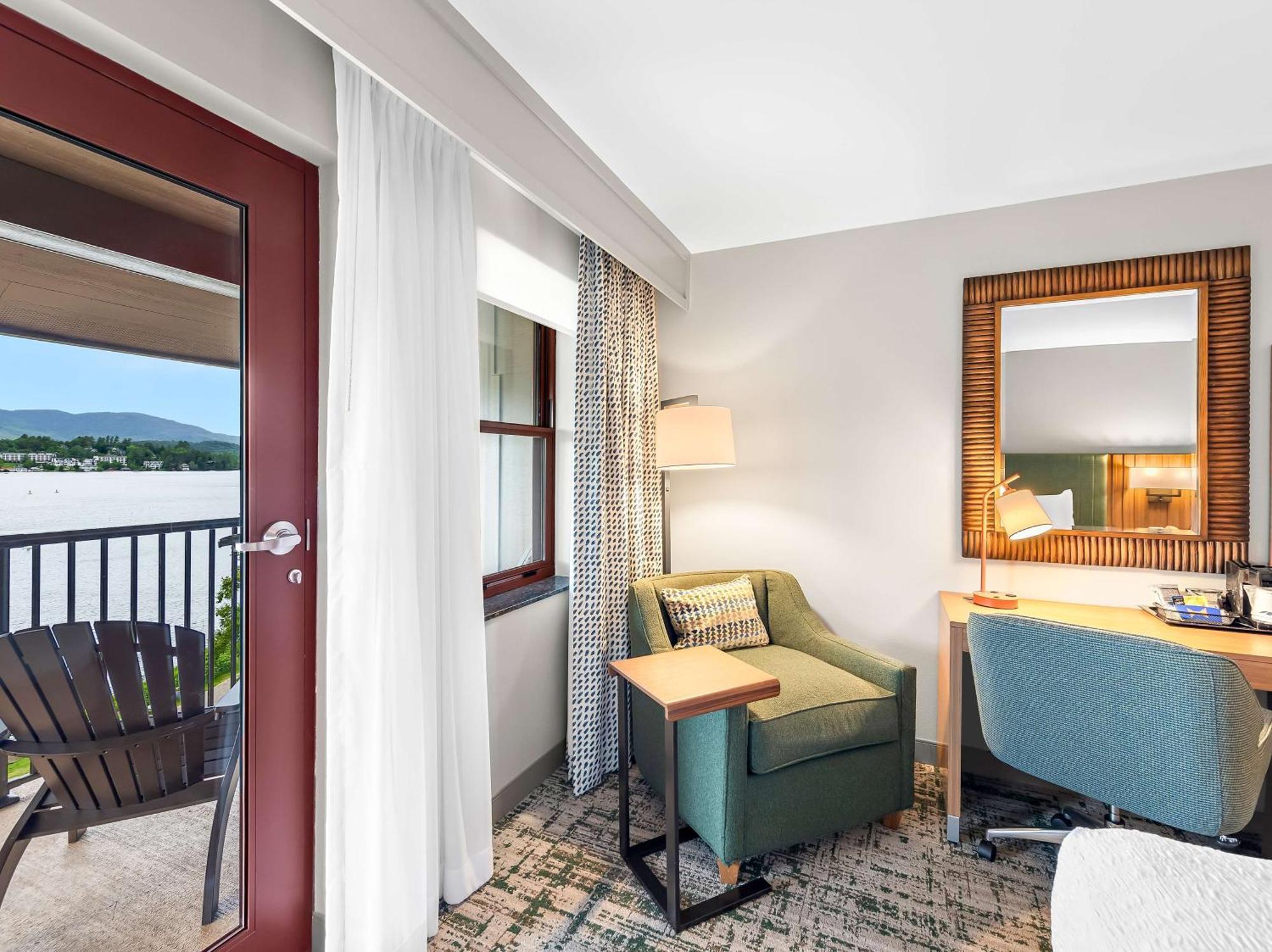 Hampton Inn & Suites Lake Placid Exterior photo