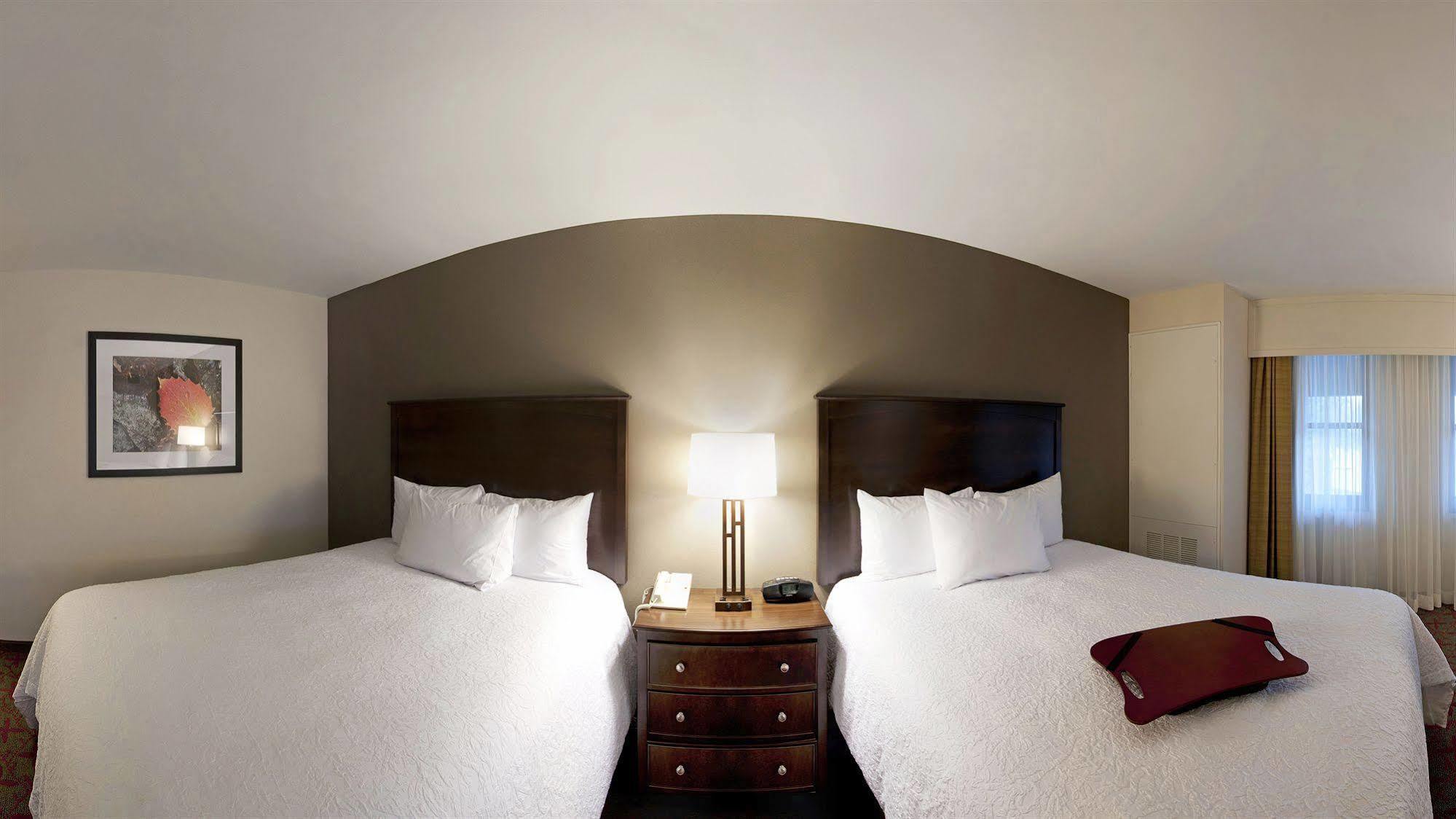 Hampton Inn & Suites Lake Placid Exterior photo